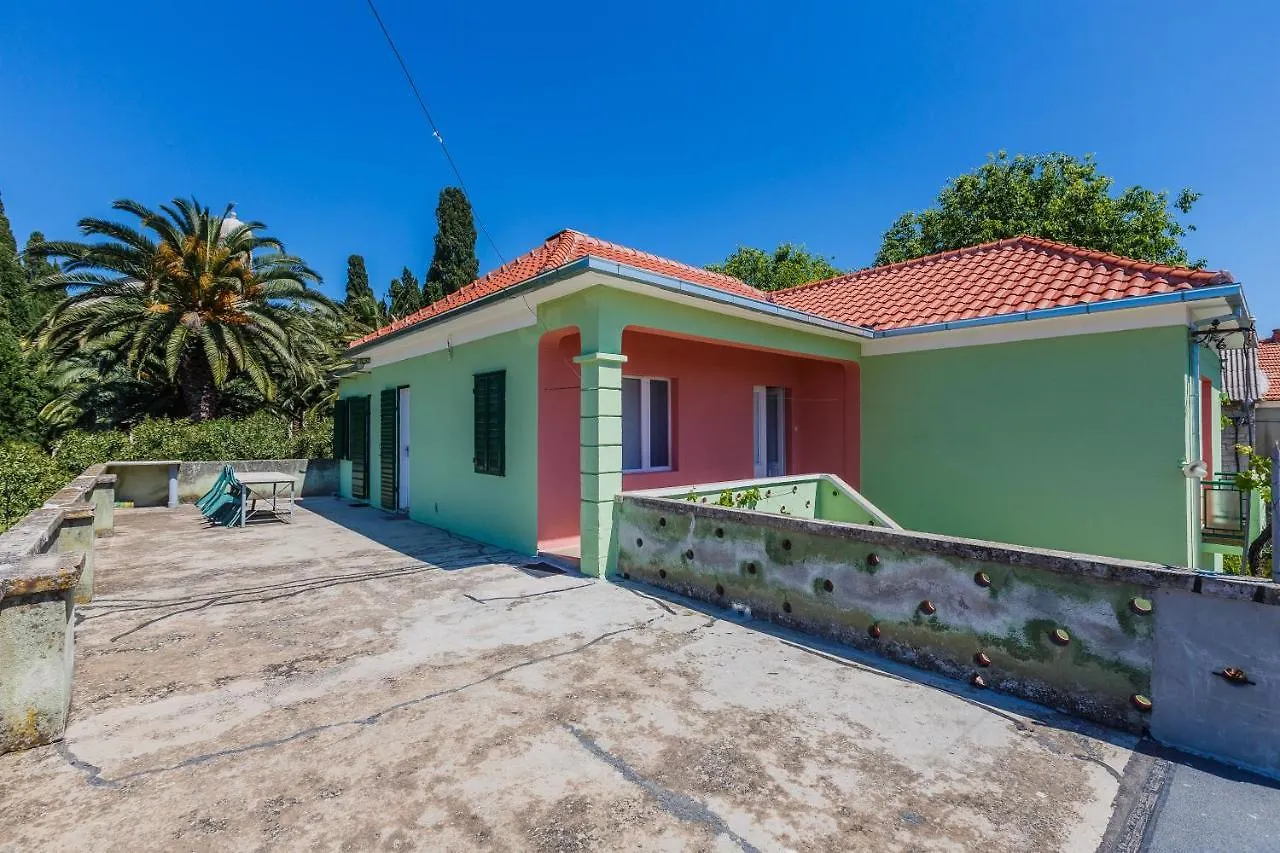 Apartments Jelen Kaštela 크로아티아