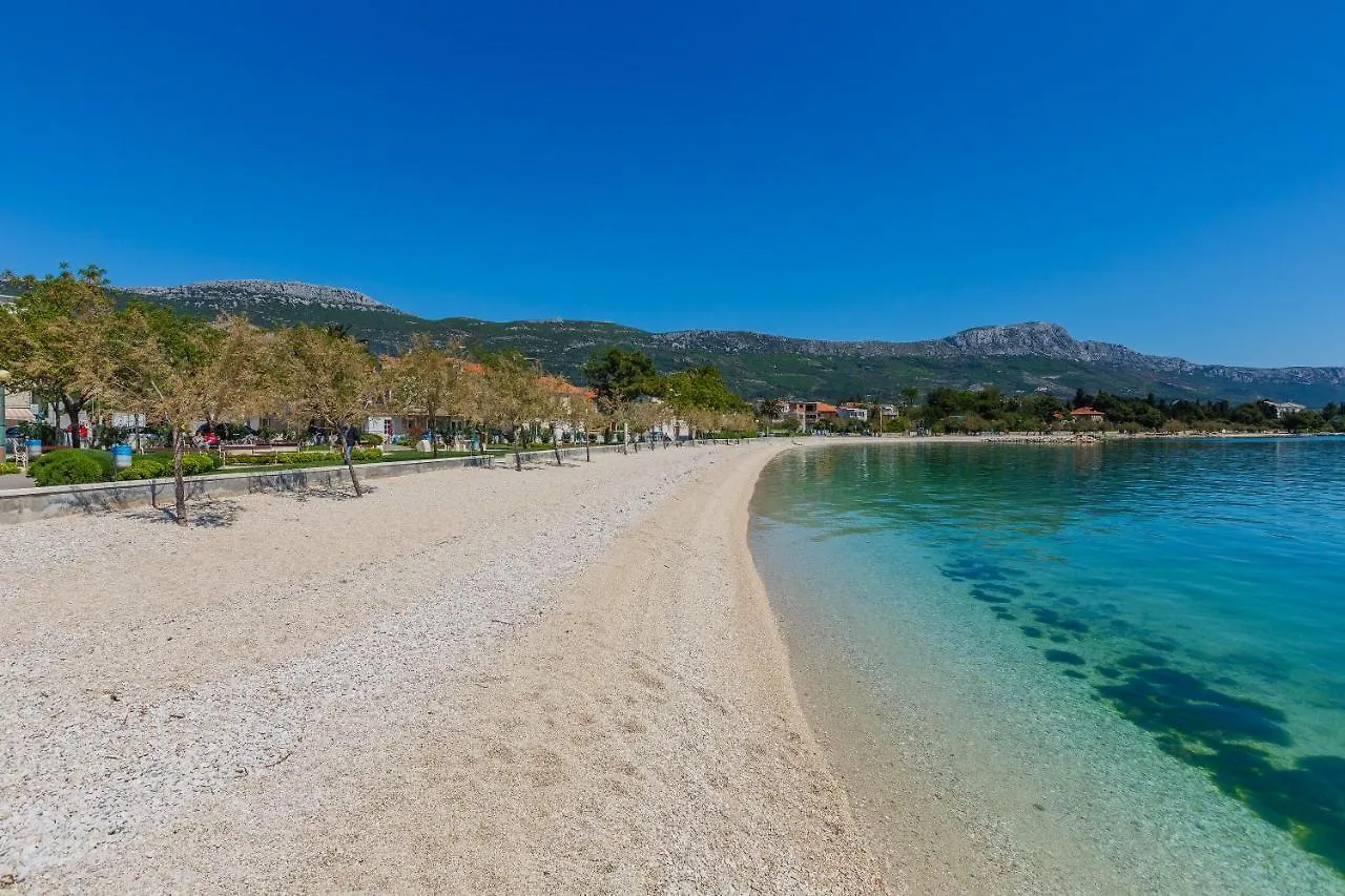 Apartments Jelen Kastela